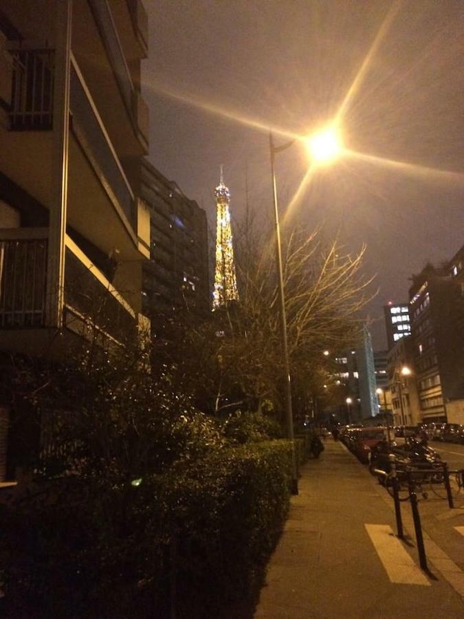 باريس Lovely Flat Champs De Mars Eiffel المظهر الخارجي الصورة